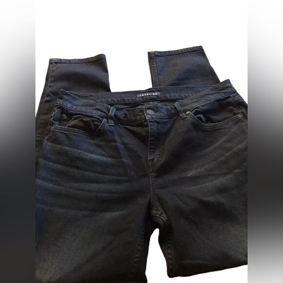 Level 99 minimal distressed black denim excellent condition size 31 x32 - Picture 1 of 2